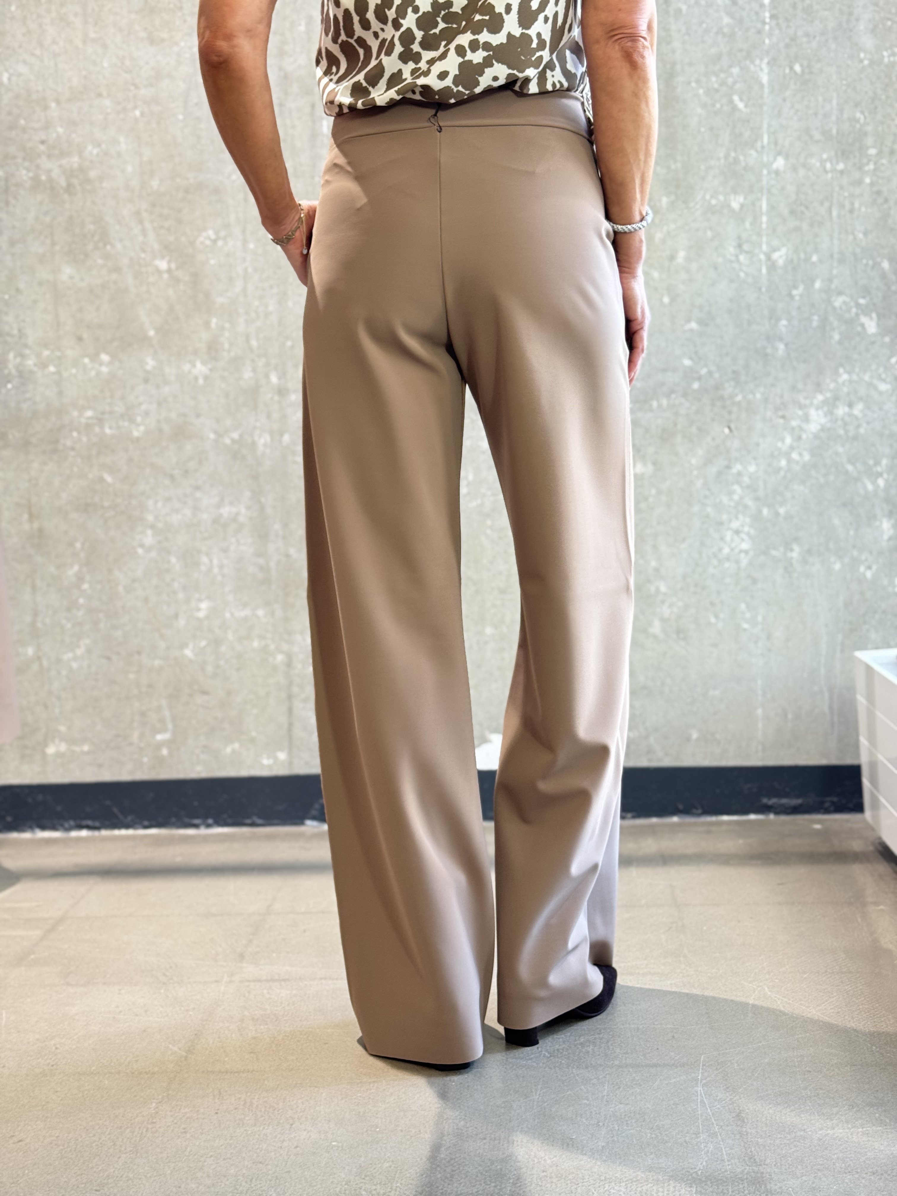 SASSENBACH STYLE  Hose Margot Cappuccino 