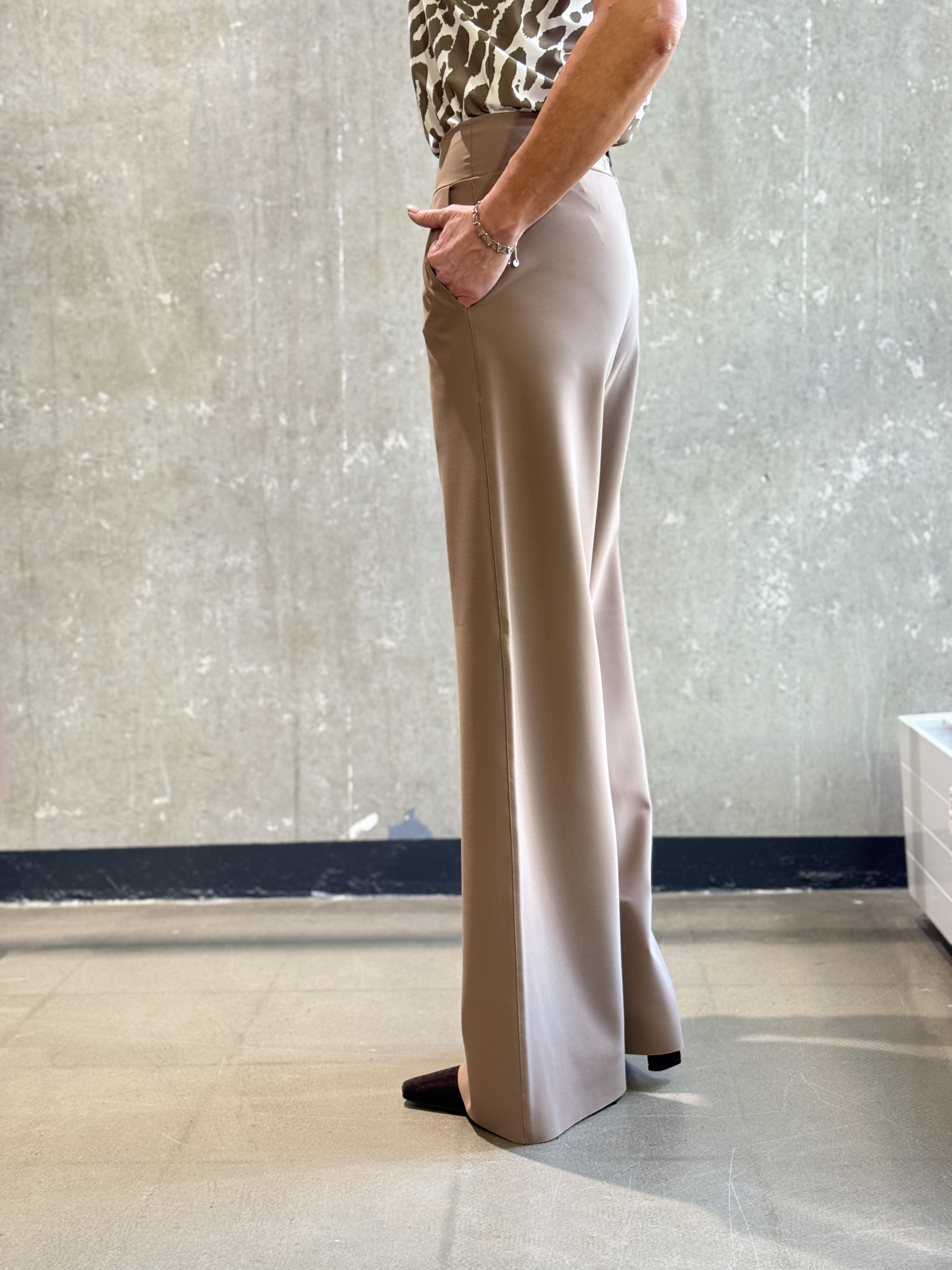 SASSENBACH STYLE  Hose Margot Cappuccino 