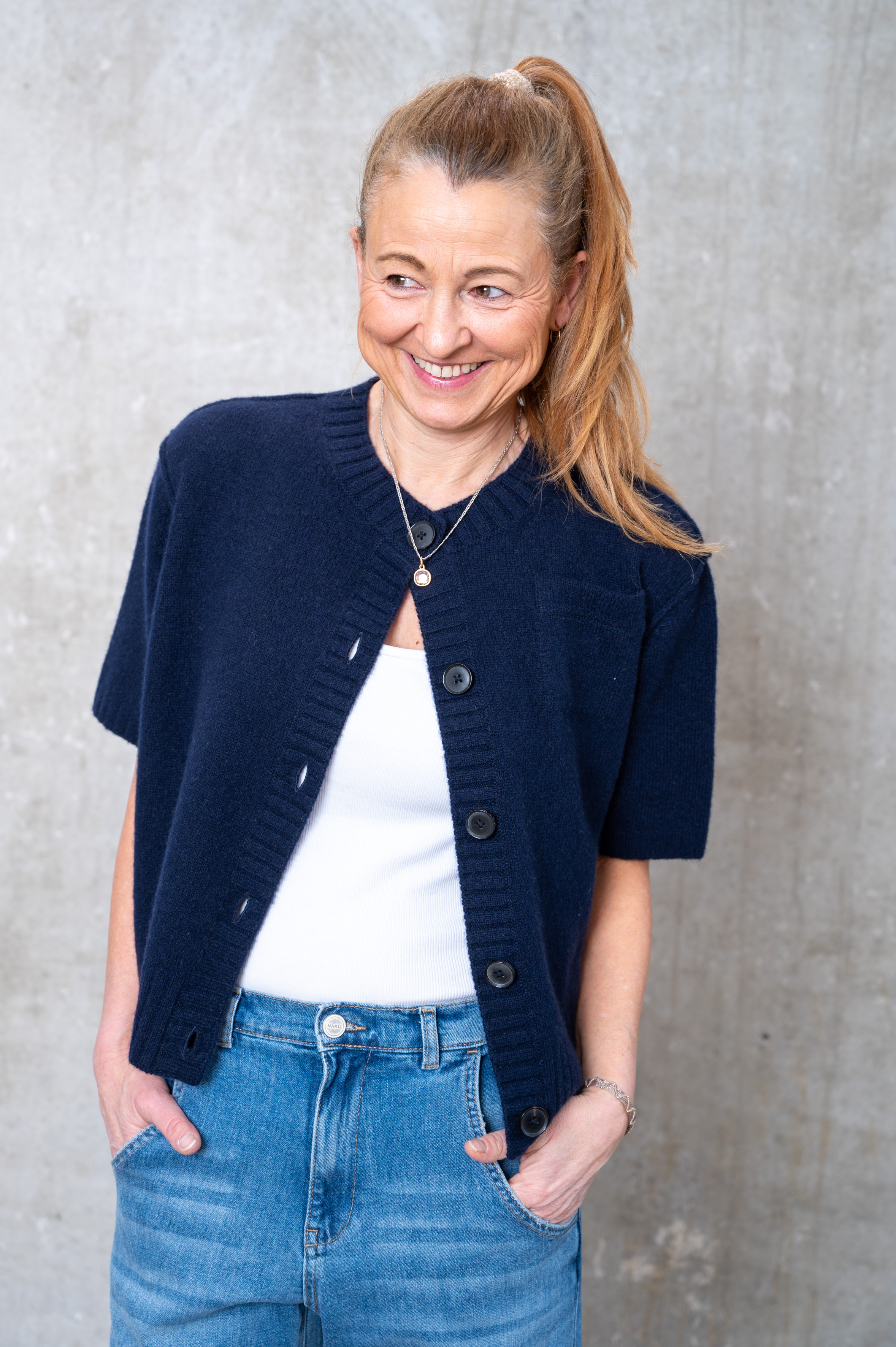 NARLI Kurzarm-Cardigan night