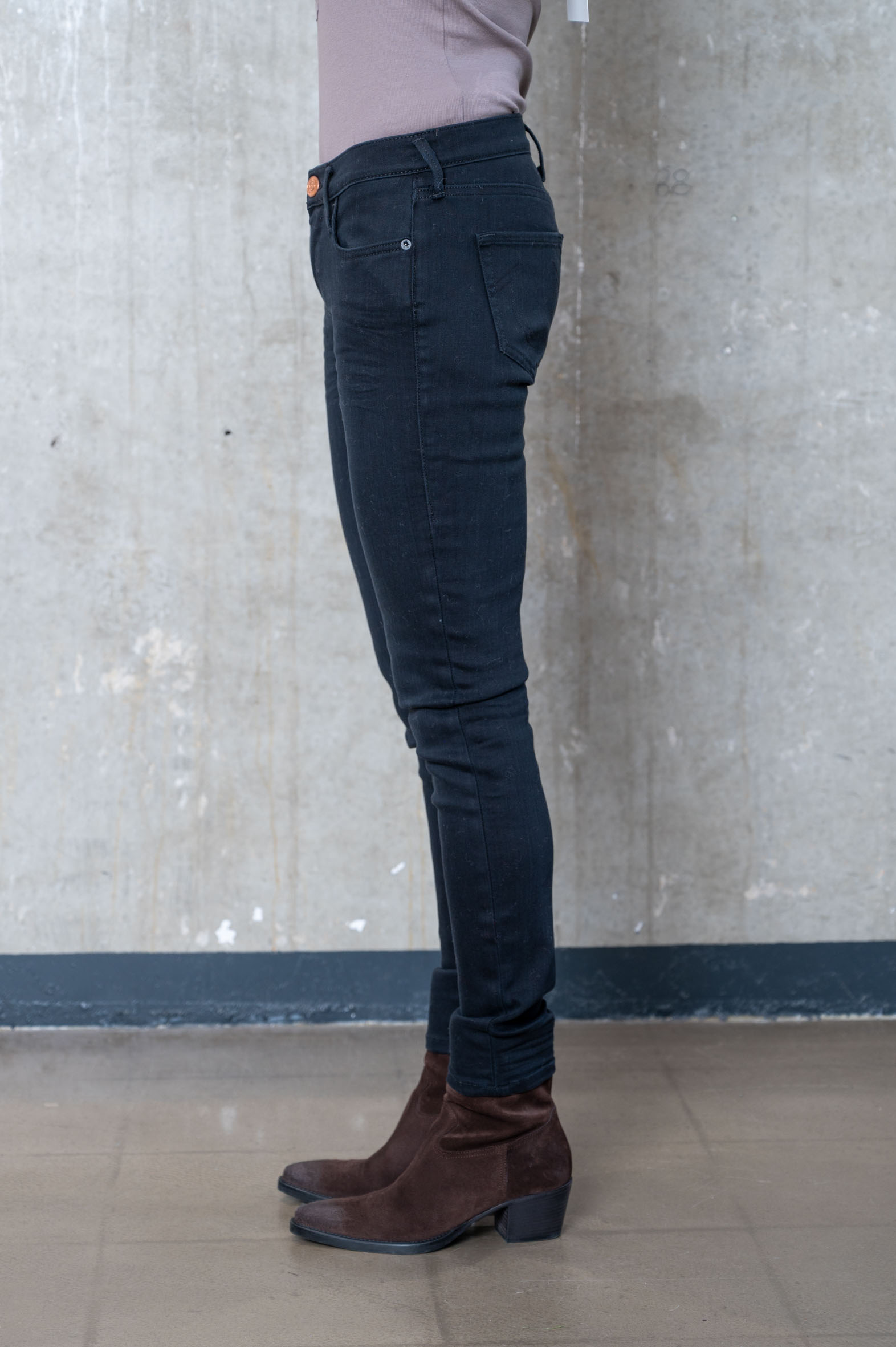 TRUE RELIGION Jeans  HALLE LIGHT BLACK